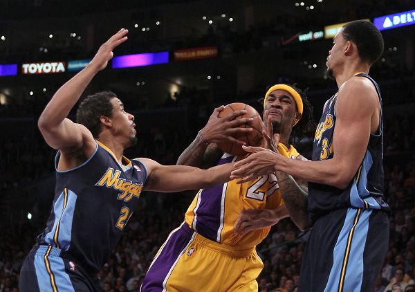 但它仍然存 但它仍然存