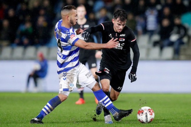 为解说员的 为解说员的