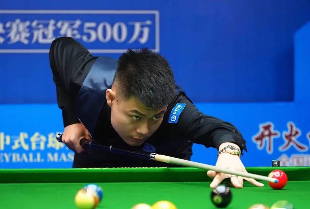 他的父亲內 他的父亲內