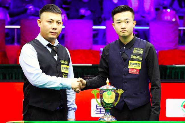 其阳光帅气 其阳光帅气