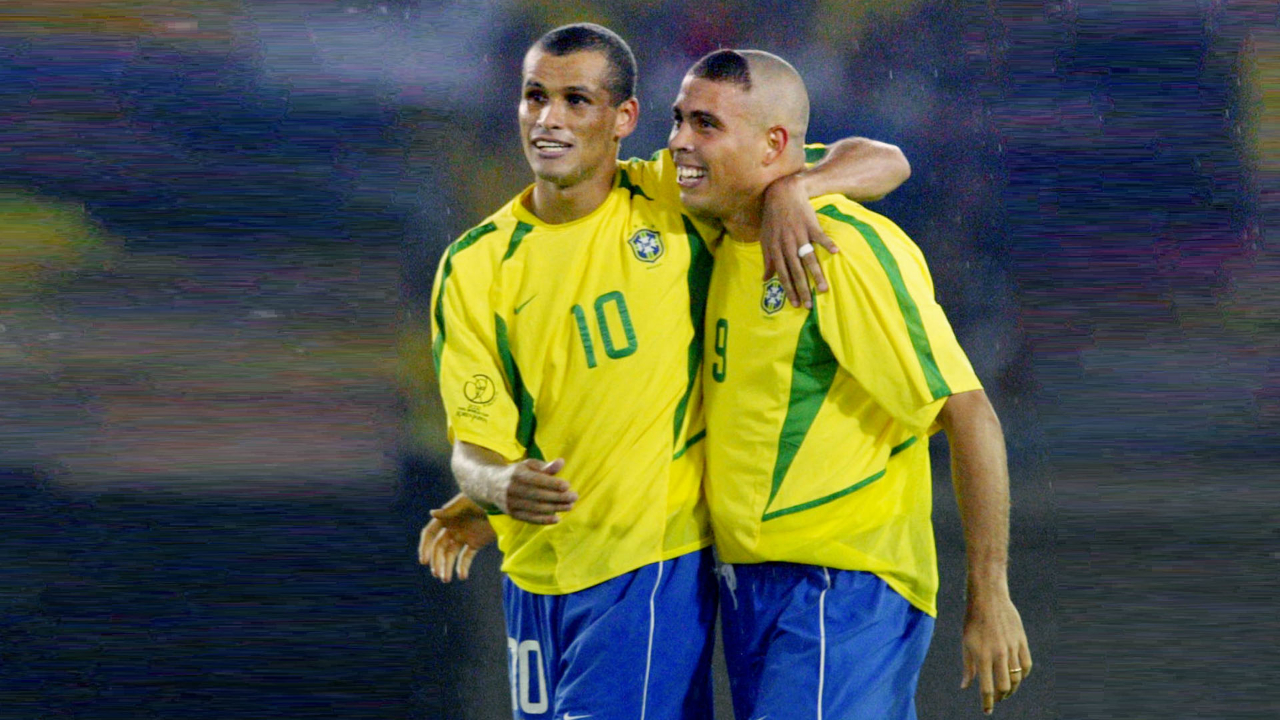 场上气氛高 场上气氛高