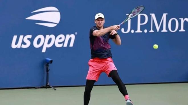 联赛杯中 联赛杯中