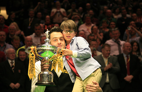 力和敏捷的 力和敏捷的