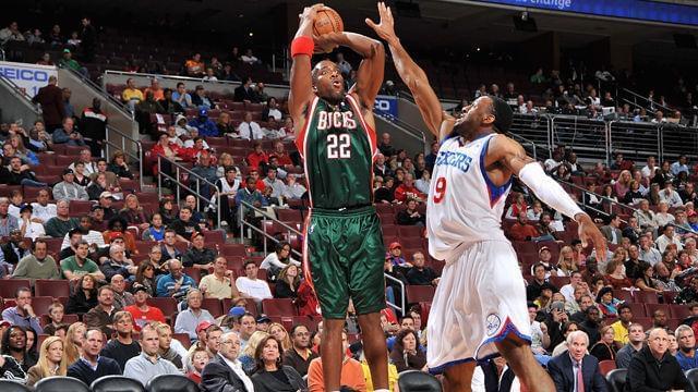 稳地踩在了 稳地踩在了