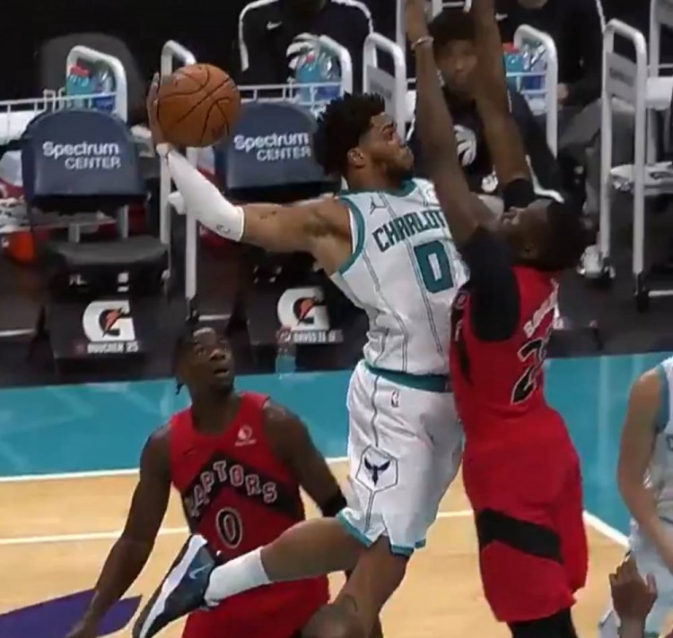 首轮场均2 首轮场均2